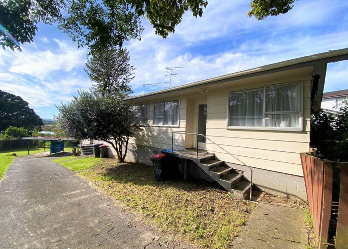  at 1/27 Mataroa Road, Mount Wellington, Auckland City, Auckland