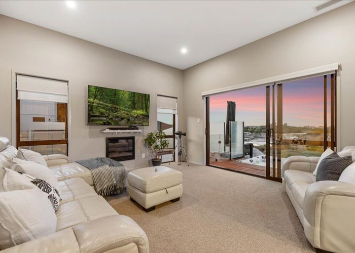  at 11 and 7 Kissling Terrace, Pyes Pa, Tauranga, Bay Of Plenty