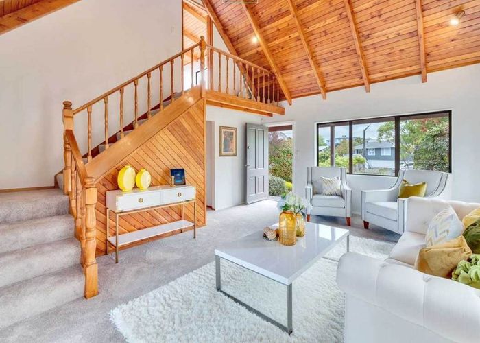  at 5 Kayle Glen, West Harbour, Waitakere City, Auckland