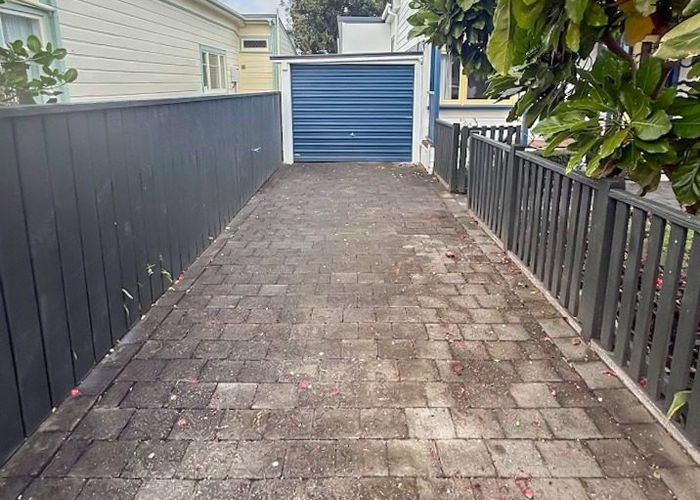  at 28  Bay Street, Petone, Lower Hutt, Wellington
