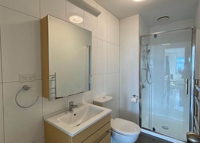  at 1102/17 Putney Way, Manukau, Manukau City, Auckland