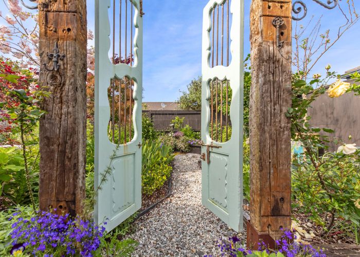  at 9 Parkwood Place, Papamoa Beach, Papamoa