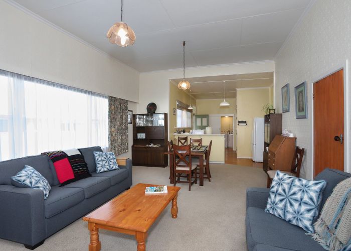  at 142 Manchester Street, Feilding, Feilding