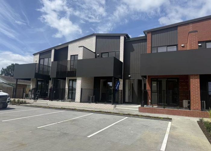  at 10 & 12 Humphreys Place, Mangere, Manukau City, Auckland