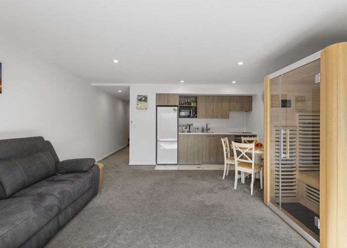  at 2/489 Selwyn Street, City Centre, Christchurch City, Canterbury