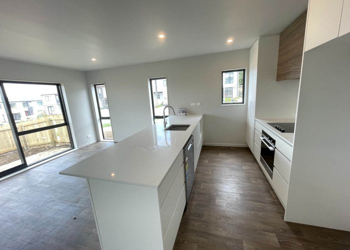  at 37 Matawhanga Drive, Wattle Downs, Manukau City, Auckland
