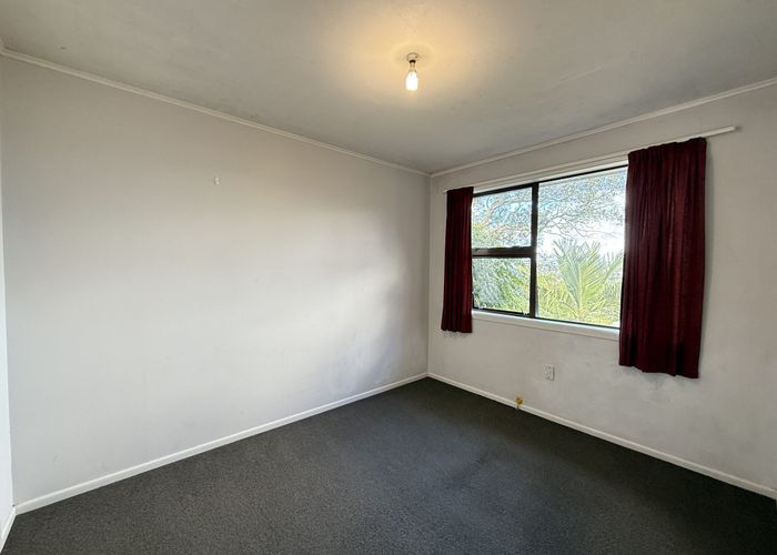  at 18A Cypress Place, Sunnynook, North Shore City, Auckland