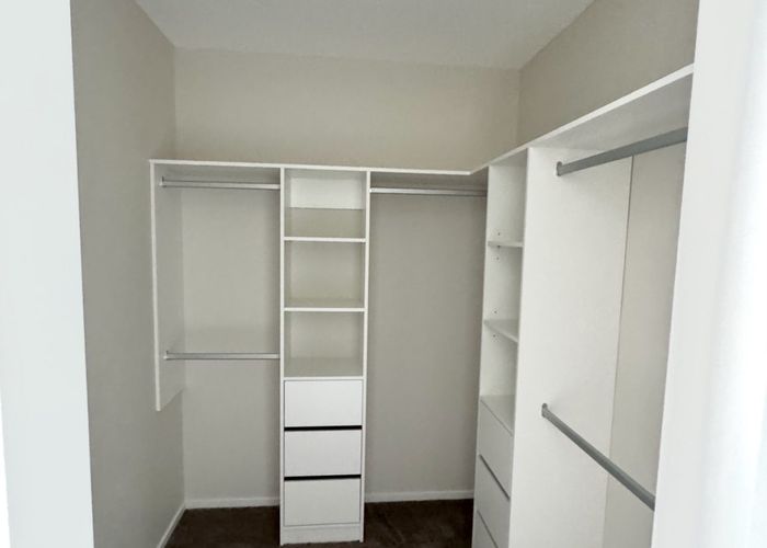  at 6C Blenheim Street, Glenfield, North Shore City, Auckland