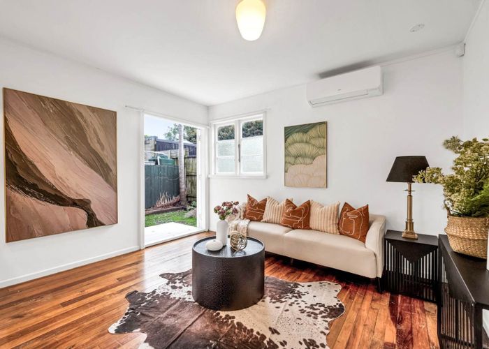  at 14 Huapai Street, Onehunga, Auckland City, Auckland