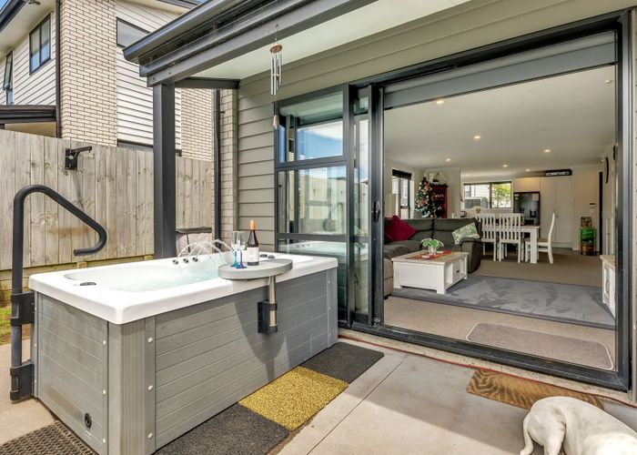  at 90 Banks Street, Marfell, New Plymouth, Taranaki