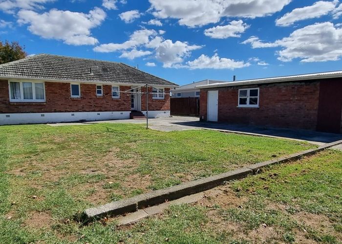  at 14 Valentine Street, Papakura, Papakura