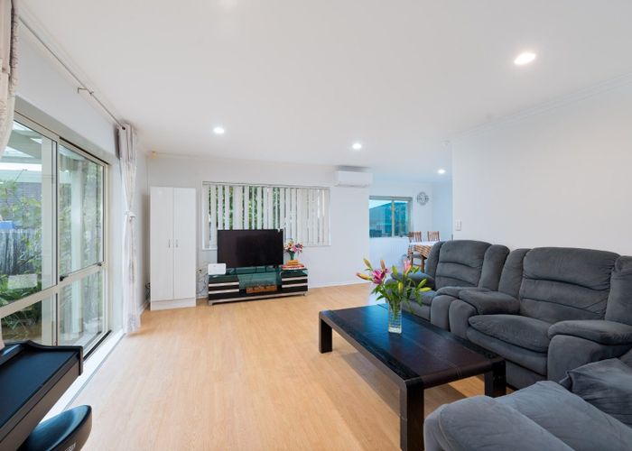  at 20 Greenberry Drive, Ranui, Auckland