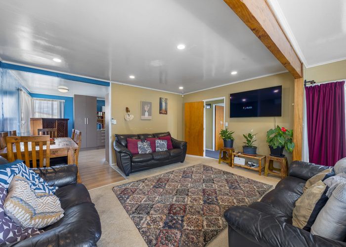  at 33 Hyperion Drive, Randwick Park, Manukau City, Auckland