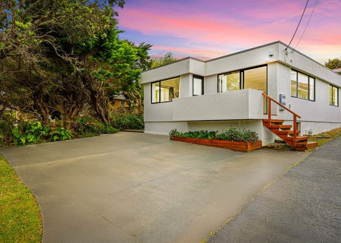  at 2/41 Merriefield Avenue, Forrest Hill, North Shore City, Auckland