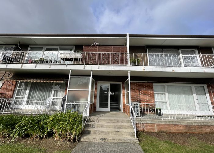  at 3/9 Macmurray Road, Remuera, Auckland
