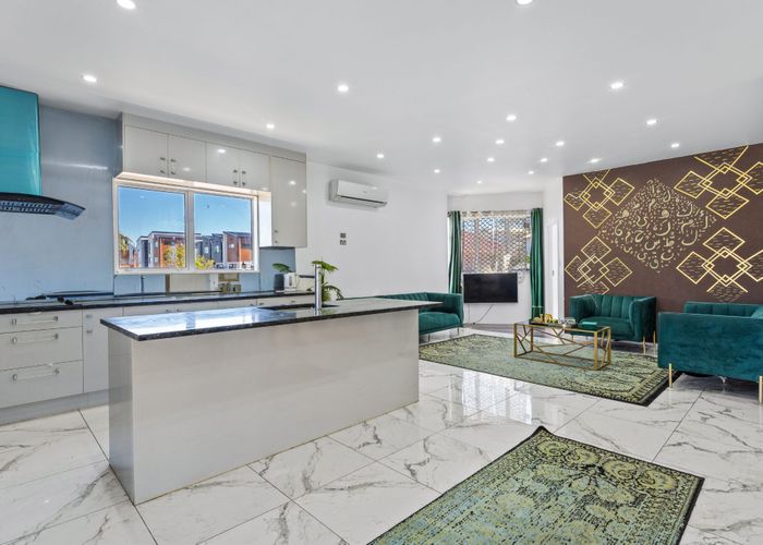  at 244B Great North Road, Henderson, Auckland