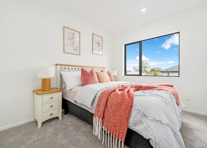  at 20 Sabot Place, Massey, Waitakere City, Auckland