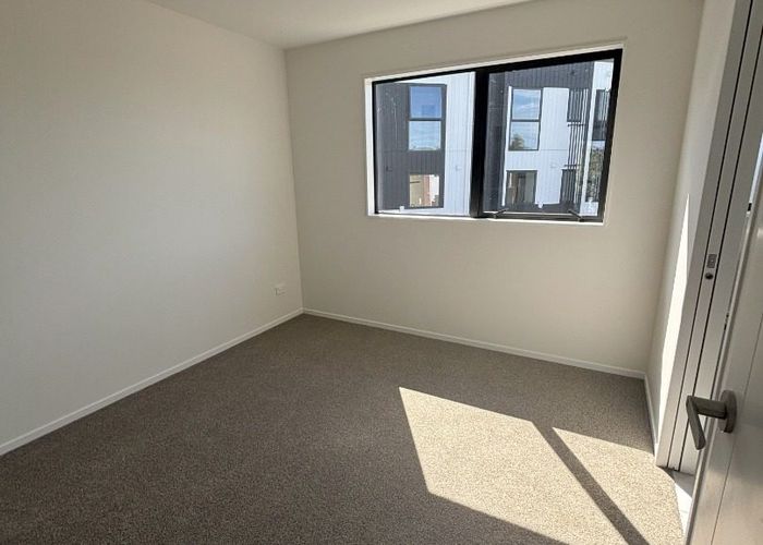  at 1/800  Chapel Road, Northpark, Manukau City, Auckland