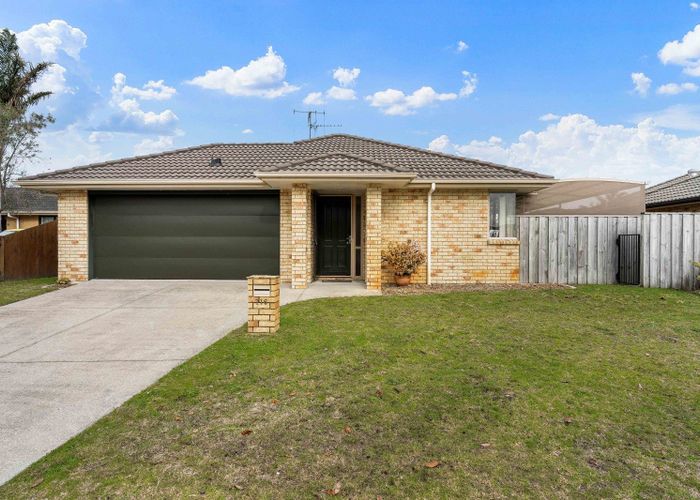  at 716 Gloucester Road, Papamoa Beach, Papamoa