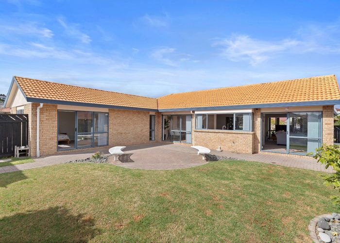  at 45 Roy Maloney Drive, Henderson, Auckland