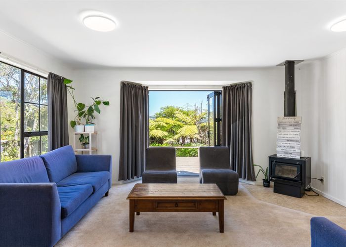  at 49 Montgomery Avenue, Karori, Wellington, Wellington