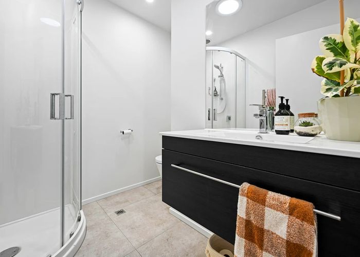  at 2/16 Maanihi Drive, Rototuna, Hamilton, Waikato
