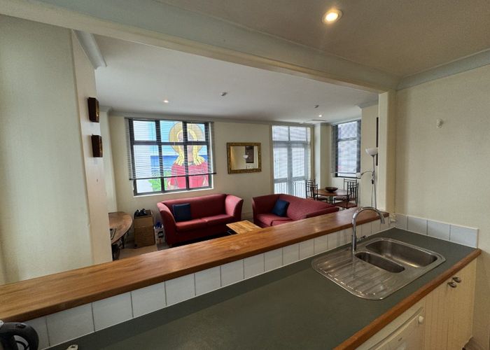  at 2f/16 The Terrace, Wellington Central, Wellington, Wellington