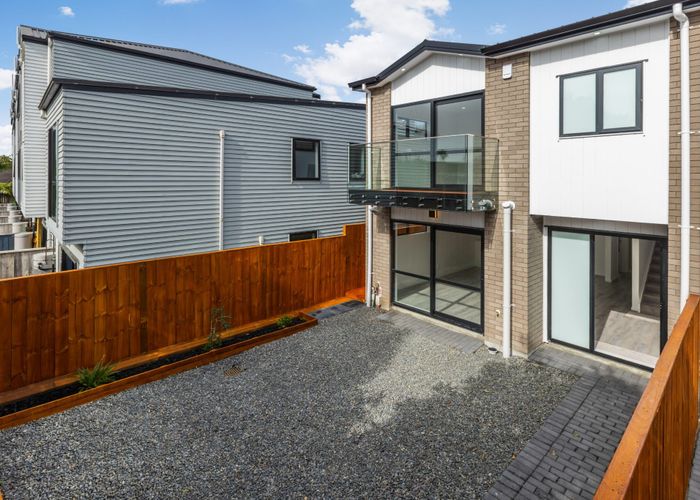  at Lot 7, 7 Gladfield Lane, Te Atatu Peninsula, Waitakere City, Auckland