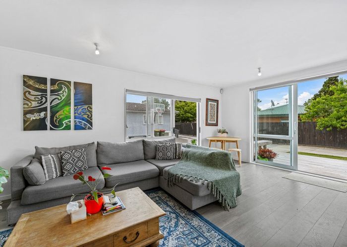  at 9B Woodvale Road, Glen Eden, Waitakere City, Auckland