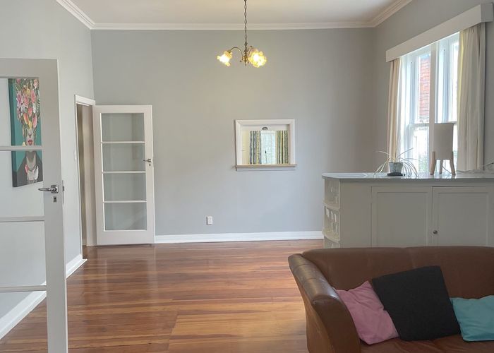  at 5 Hamilton Road, Hataitai, Wellington