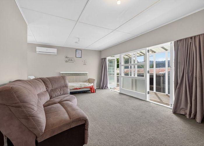  at 29 Shackleton Grove, Stokes Valley, Lower Hutt, Wellington