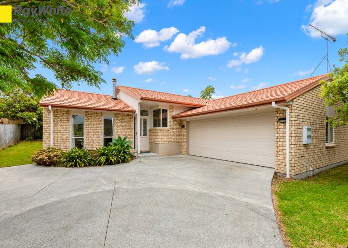  at 3 Glesan Place, Beachlands, Auckland