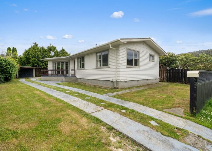  at 10 Manutuke Street, Wainuiomata, Lower Hutt