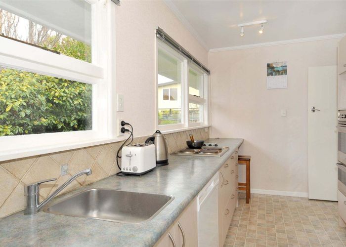  at 17 Wilfrid Street, Ilam, Christchurch City, Canterbury