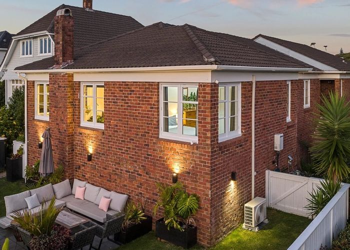  at 706 Mount Eden Road, Mount Eden, Auckland