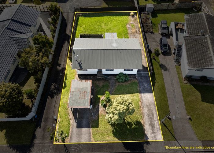  at 102 Borich Road, Sunnyvale, Waitakere City, Auckland