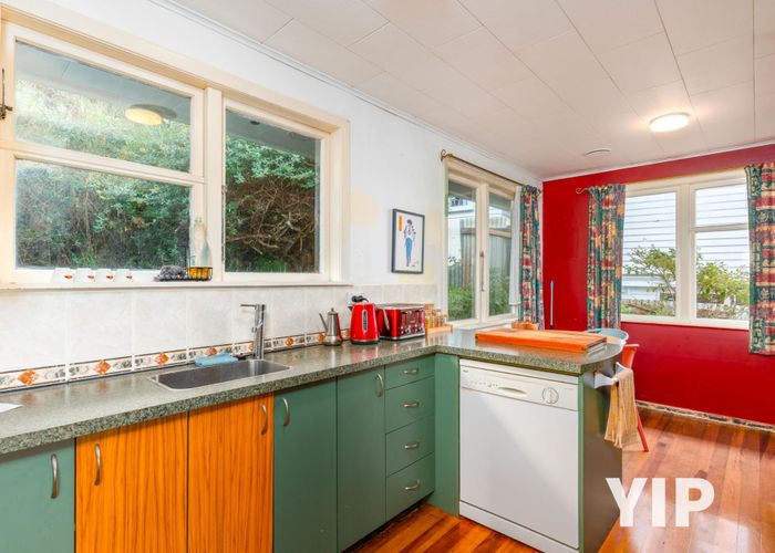  at 106 Ruskin Road, Newlands, Wellington, Wellington