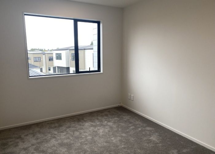  at 34 Paetai Lane, Te Atatu Peninsula, Waitakere City, Auckland