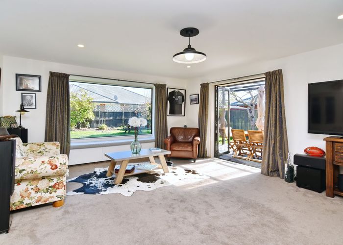  at 29 Glastonbury Drive, Burwood, Christchurch