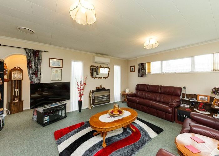  at 36 John F Kennedy Drive, Milson, Palmerston North