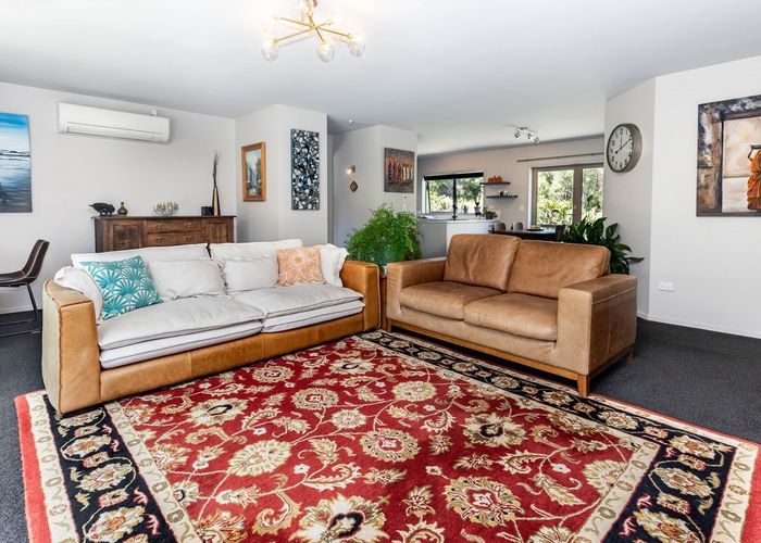  at 9 Munro Place, Hokitika