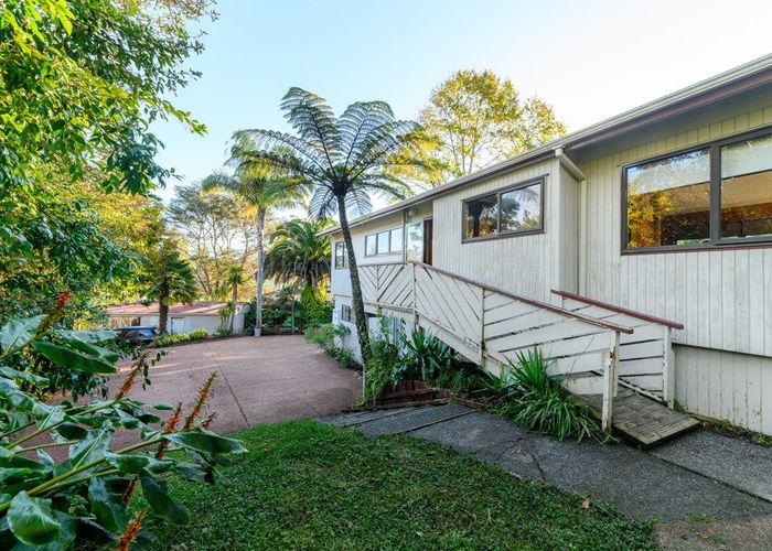  at 42 Atkinson Road, Titirangi, Waitakere City, Auckland