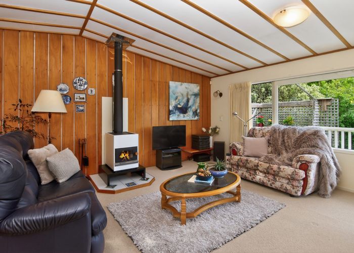  at 20 Colmar Road, Mellons Bay, Manukau City, Auckland