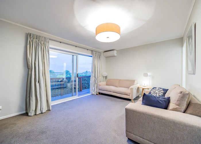  at 4/17A Kawau Road, Greenlane, Auckland City, Auckland
