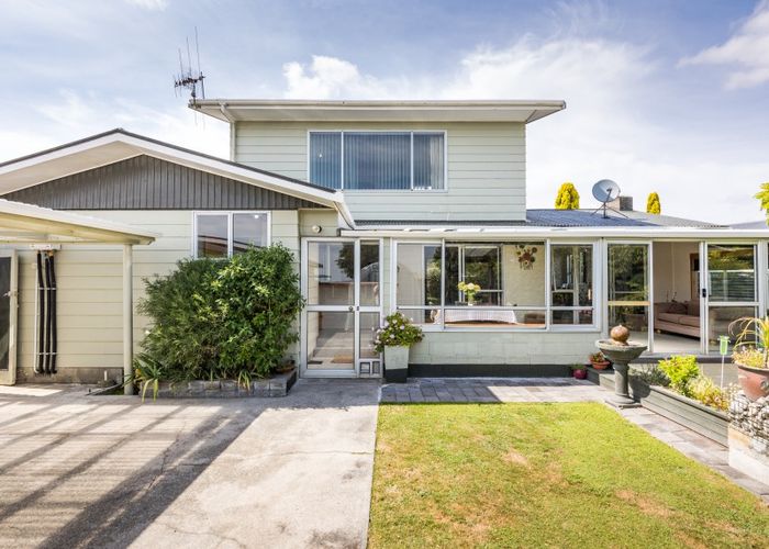  at 7 Paradise Place, Milson, Palmerston North
