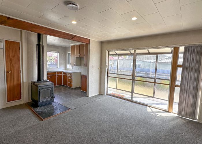  at 4/405 Lyndon Road East, Hastings