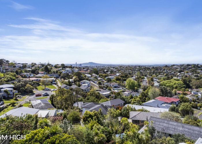  at 15B Speedy Crescent, Hillcrest, North Shore City, Auckland