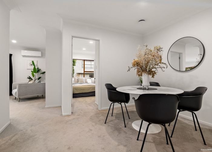  at 3/8 Woodbine Avenue, Greenlane, Auckland