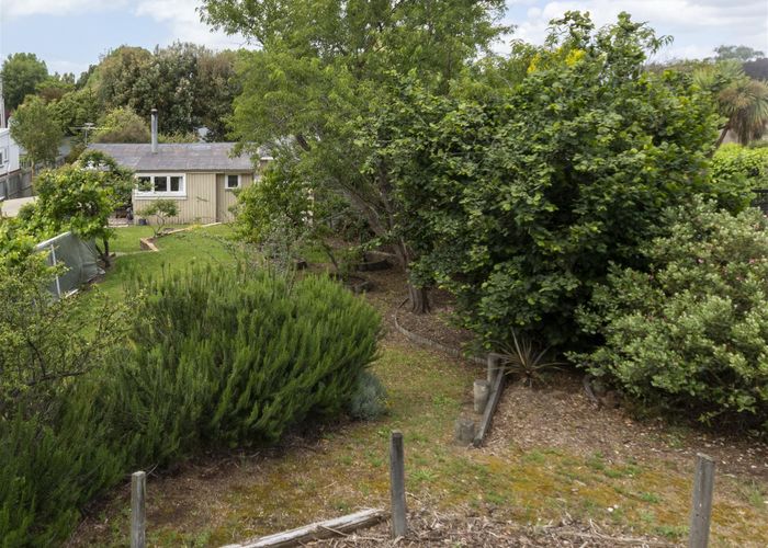 Free property data for 44 Queens Avenue, Waikuku Beach homes.co.nz