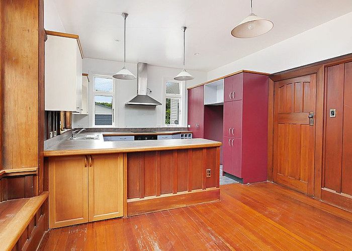  at 67 St Andrews Square, Strowan, Christchurch City, Canterbury